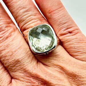 JMH Sterling Silver Green Gemstone Ring Size 10 Weight 10 Grams